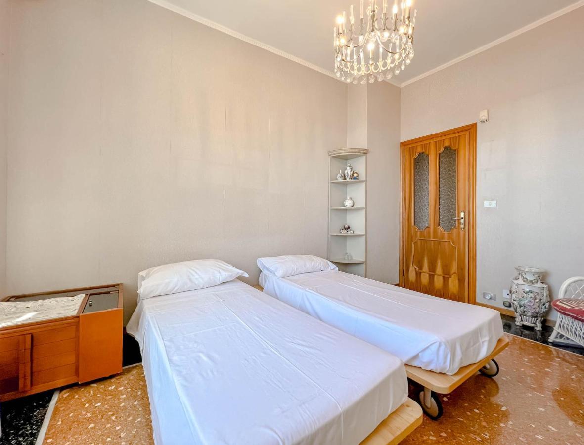 Grande Appartamento Vista Mare Varazze Eksteriør bilde