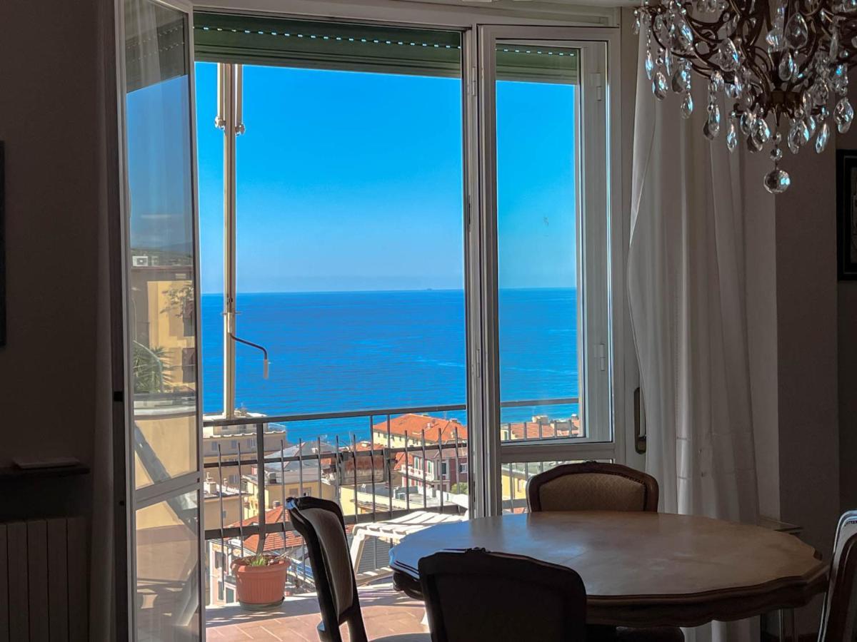 Grande Appartamento Vista Mare Varazze Eksteriør bilde