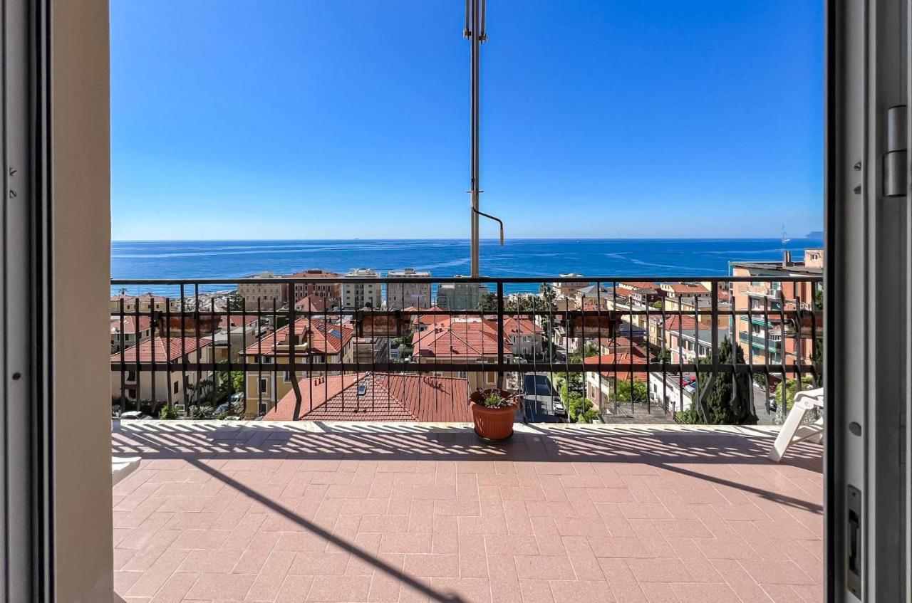 Grande Appartamento Vista Mare Varazze Eksteriør bilde