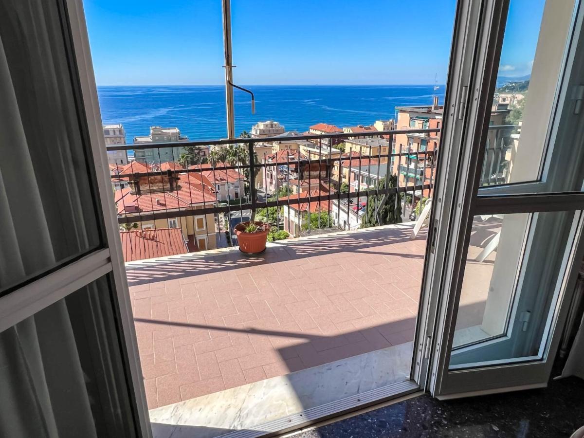 Grande Appartamento Vista Mare Varazze Eksteriør bilde