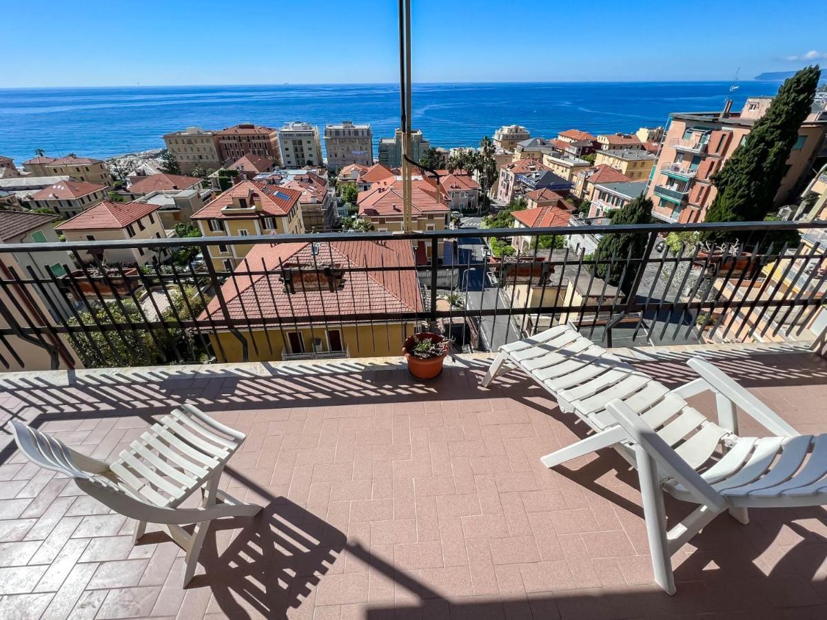 Grande Appartamento Vista Mare Varazze Eksteriør bilde