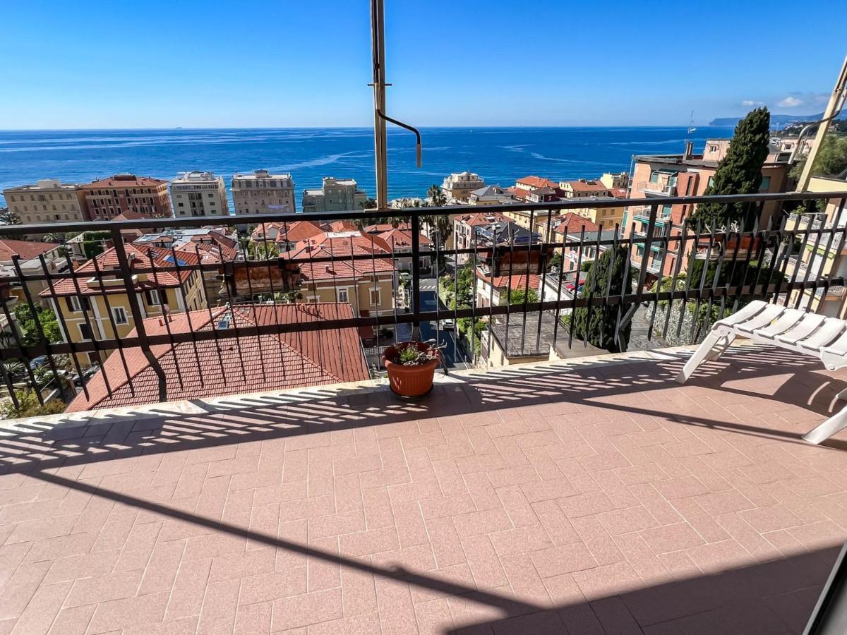 Grande Appartamento Vista Mare Varazze Eksteriør bilde